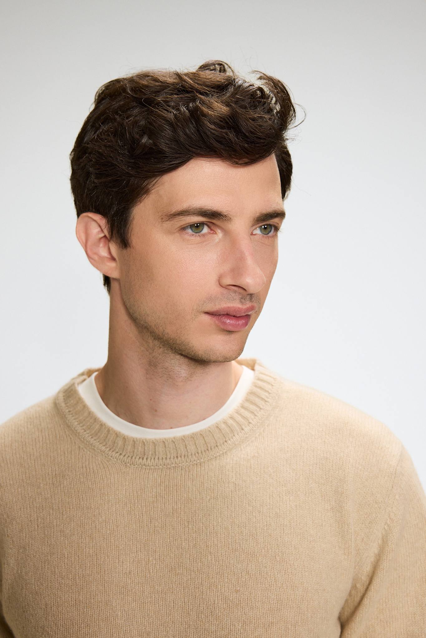 CASHMERE SWEATER