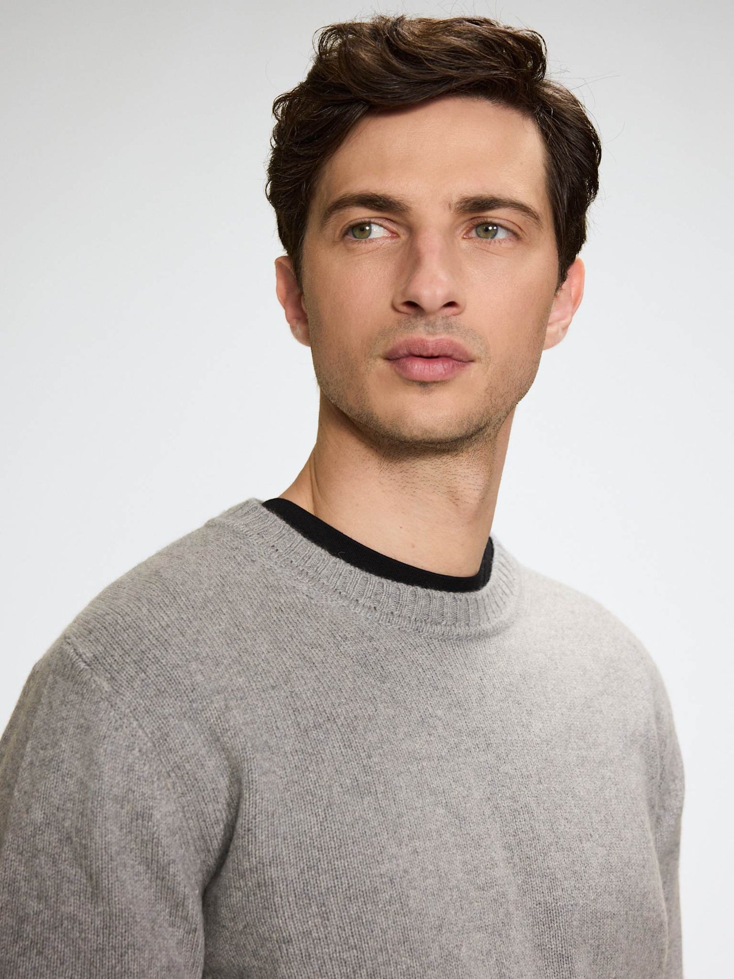 CASHMERE SWEATER
