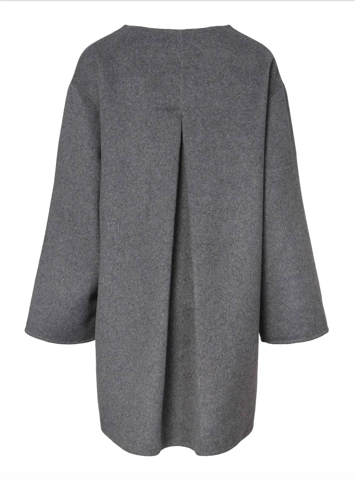 Sandy Coat